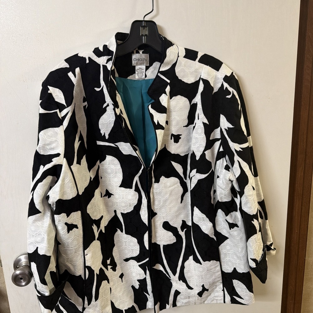 Chico's Floral Jacket Blazer Size 3 Black and White 3/4 Sleeve Lined
